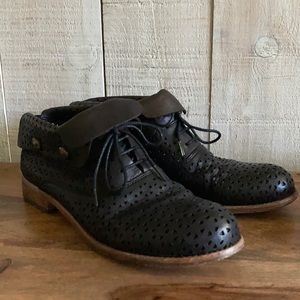 Patricia Nash Designs black booties
